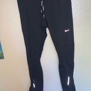 Nike dry fit leggings